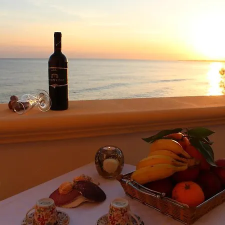 Bed & Breakfast Due Passi Dal Mare Torricella (Taranto)
