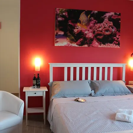 Due Passi Dal Mare Bed & Breakfast Torricella (Taranto)